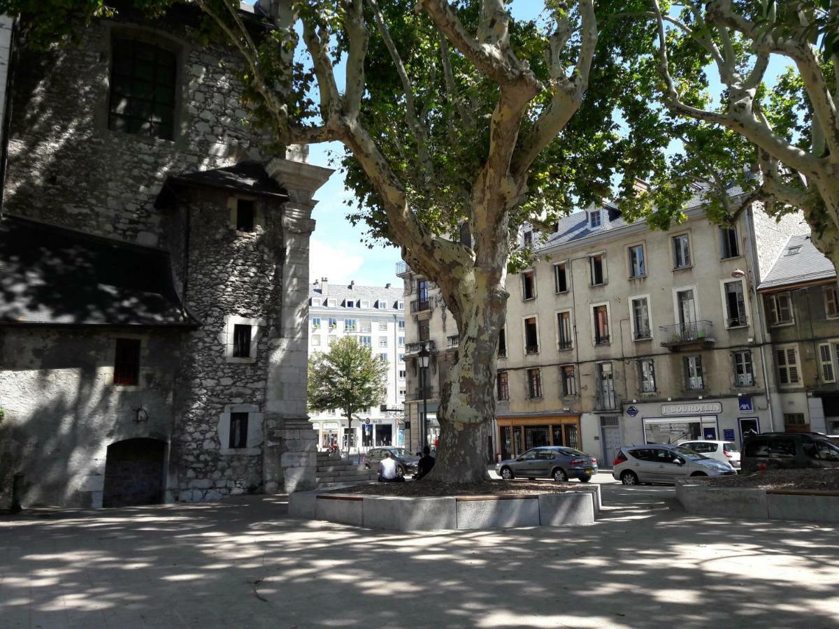 Veyrat Insolite Apartment Chambéry Exterior foto